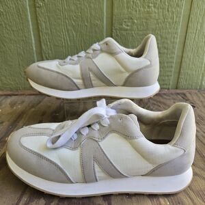 Mia Olia Sneakers Women 8 Medium Platform Ivory Leather Neutral Minimalist Low